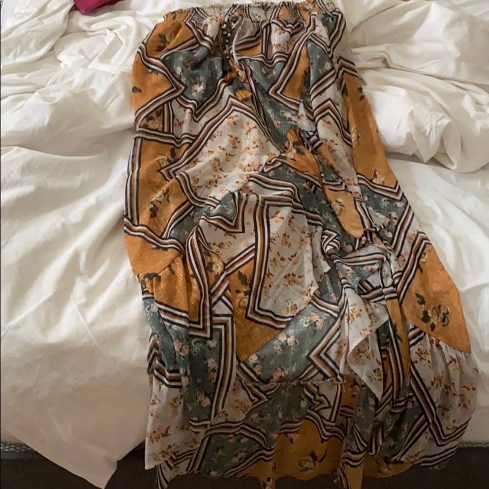 Fancy occasion pattern skirt